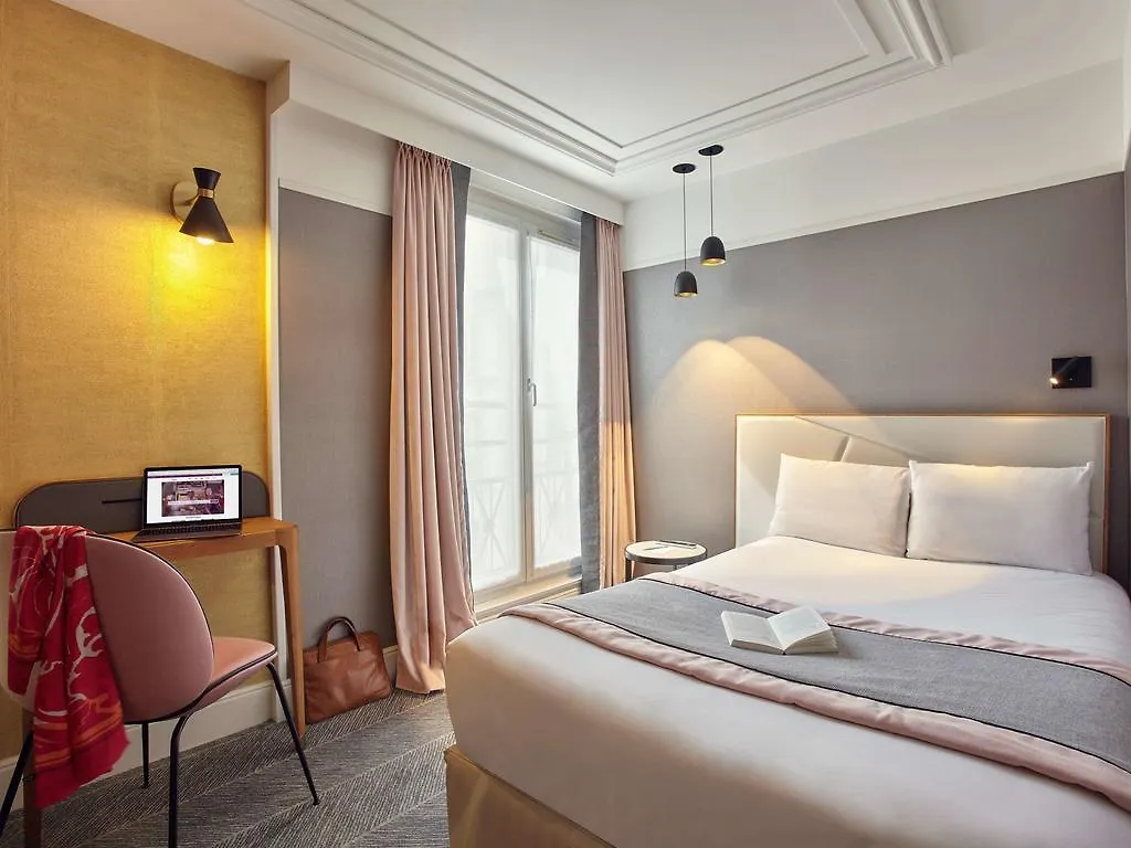 Mercure Opera Garnier & פריז