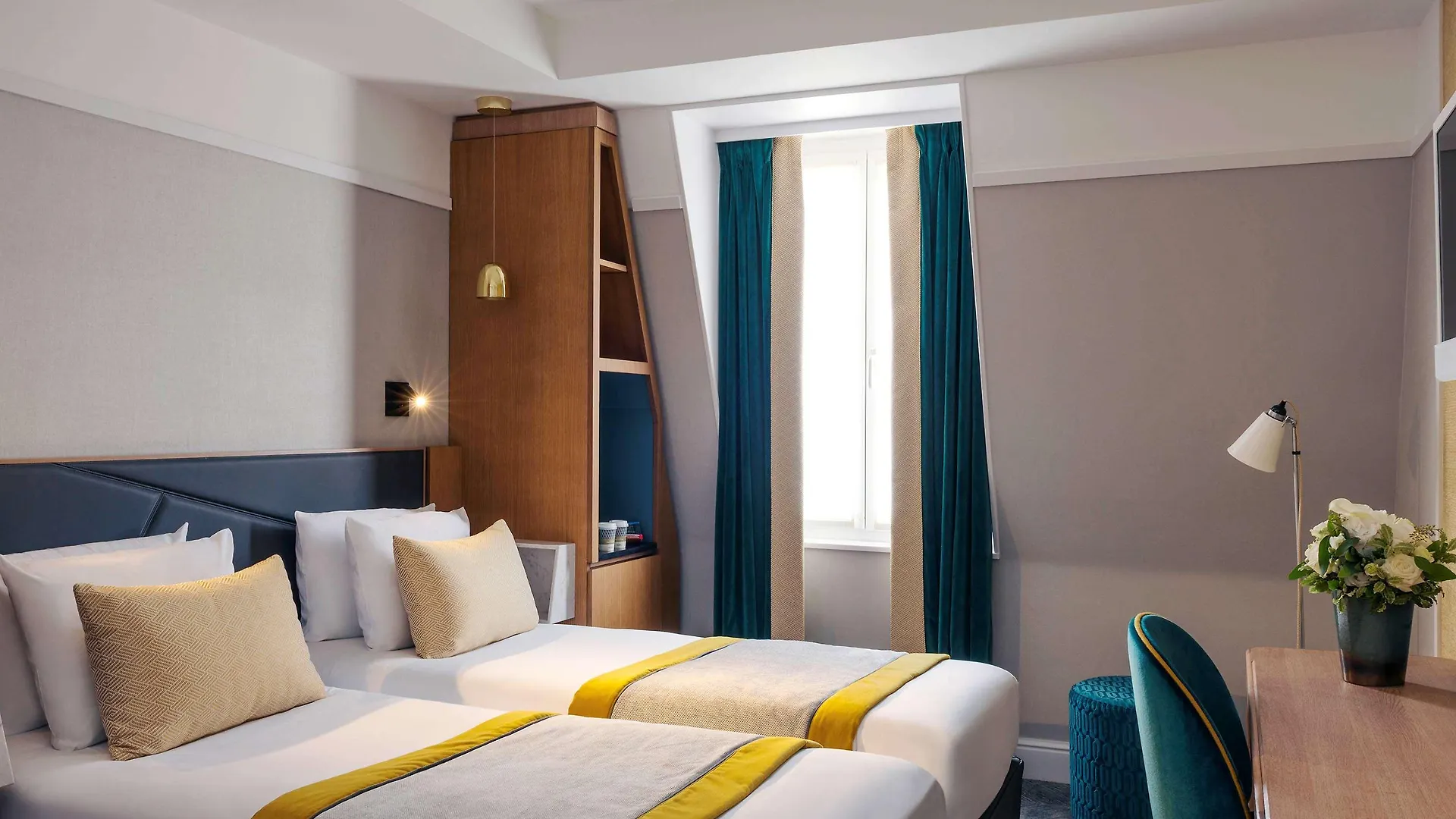Mercure Opera Garnier & Hotel Paris